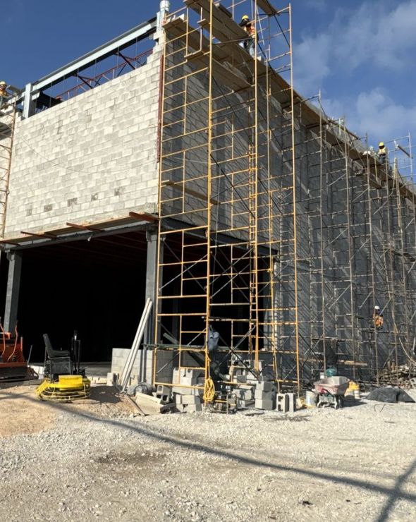Avance de obra de tienda AutoZone