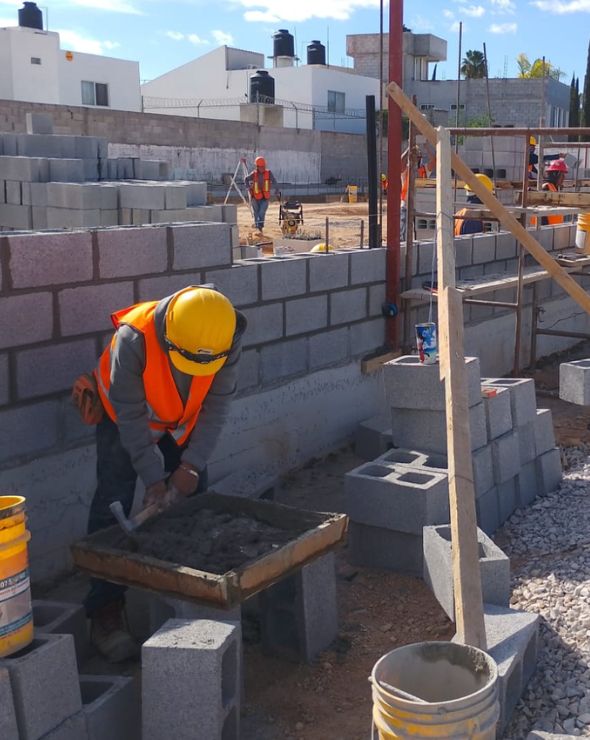 Cimentación y estructura de proyecto AutoZone